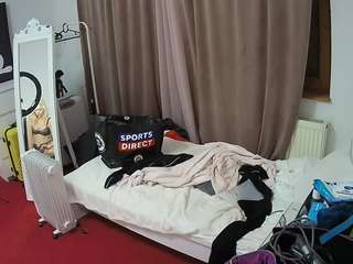 voyeurcam-julmodels-reallife-3 webcam