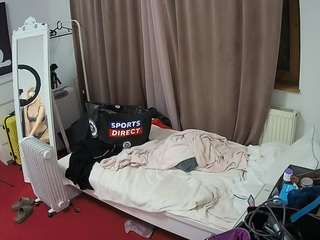 voyeurcam-julmodels-reallife-3