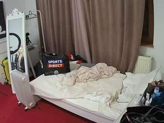 voyeurcam-julmodels-reallife-3