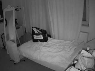 voyeurcam-julmodels-reallife-3 webcam