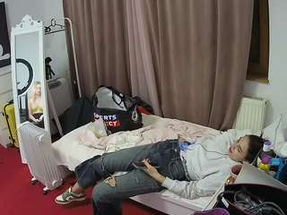 voyeurcam-julmodels-reallife-3