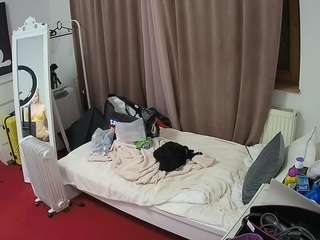 voyeurcam-julmodels-reallife-3