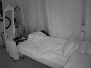 voyeurcam-julmodels-reallife-3