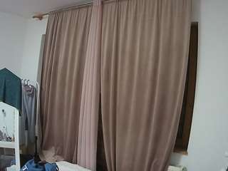 voyeurcam-julmodels-reallife-3's CamSoda show and profile