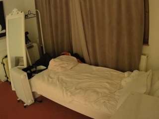 voyeurcam-julmodels-reallife-3