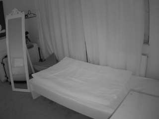 voyeurcam-julmodels-reallife-3