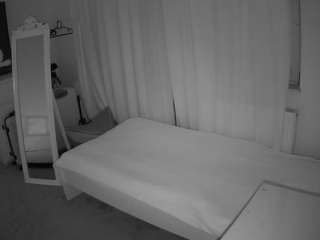 voyeurcam-julmodels-reallife-3