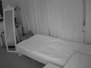 voyeurcam-julmodels-reallife-3