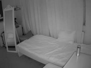 voyeurcam-julmodels-reallife-3