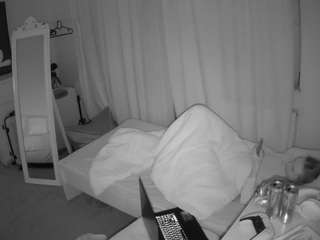 voyeurcam-julmodels-reallife-3 webcam