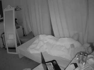 voyeurcam-julmodels-reallife-3 live cam profile