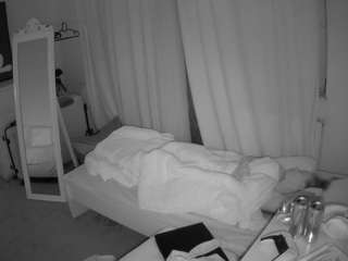 voyeurcam-julmodels-reallife-3 webcam