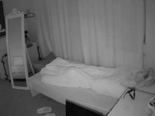 voyeurcam-julmodels-reallife-3 webcam