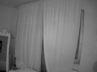 voyeurcam-julmodels-reallife-3