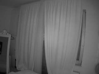 voyeurcam-julmodels-reallife-3