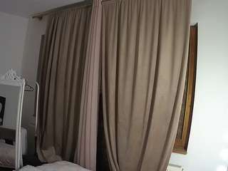 voyeurcam-julmodels-reallife-3