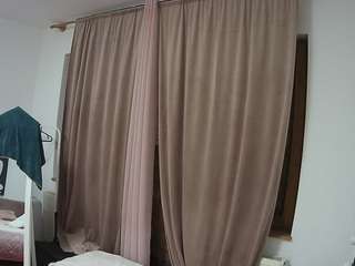 voyeurcam-julmodels-reallife-3's CamSoda show and profile