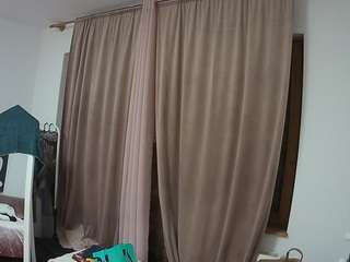 voyeurcam-julmodels-reallife-3