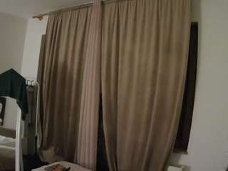 voyeurcam-julmodels-reallife-3