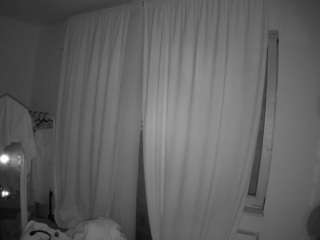 voyeurcam-julmodels-reallife-3