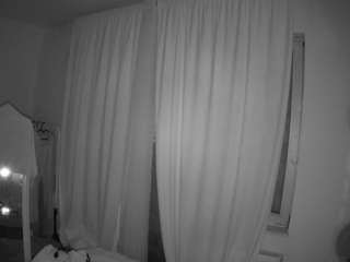 voyeurcam-julmodels-reallife-3