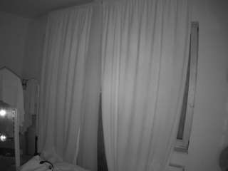 voyeurcam-julmodels-reallife-3