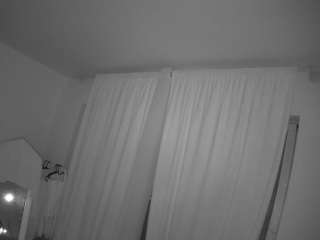 voyeurcam-julmodels-reallife-3