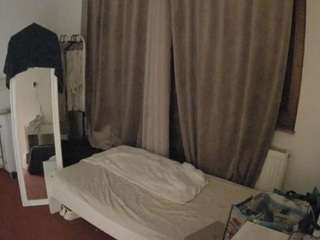 voyeurcam-julmodels-reallife-3