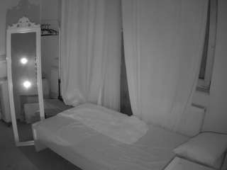 le modèle voyeurcam-julmodels-reallife-3 est en webcam porno dans un show sur le site camsoda, il possède les tags suivants: flashing,full nudity,hidden,hidden cam,hot,julmodels-house,pov,sexwebcam,voyeur,hd