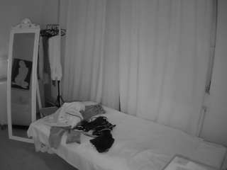 voyeurcam-julmodels-reallife-3 webcam
