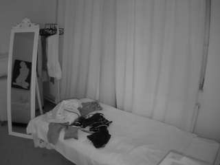 voyeurcam-julmodels-reallife-3 webcam