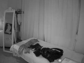 voyeurcam-julmodels-reallife-3