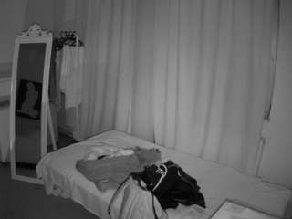 voyeurcam-julmodels-reallife-3