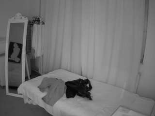 Ця модель зараз онлайн. voyeurcam-julmodels-reallife-3