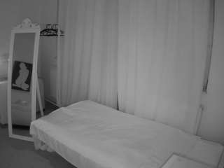voyeurcam-julmodels-reallife-3