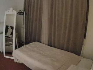 voyeurcam-julmodels-reallife-3