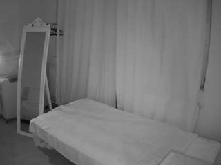 voyeurcam-julmodels-reallife-3