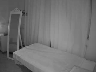 voyeurcam-julmodels-reallife-3