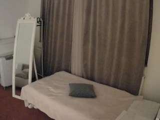 voyeurcam-julmodels-reallife-3