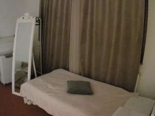 voyeurcam-julmodels-reallife-3