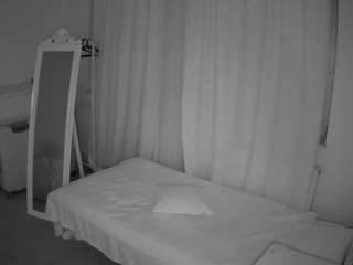 voyeurcam-julmodels-reallife-3