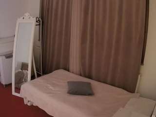 voyeurcam-julmodels-reallife-3