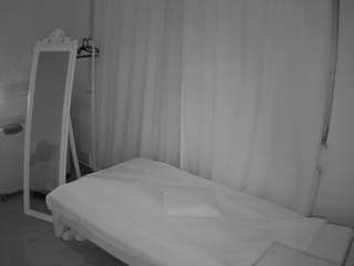 voyeurcam-julmodels-reallife-3