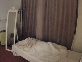 voyeurcam-julmodels-reallife-3