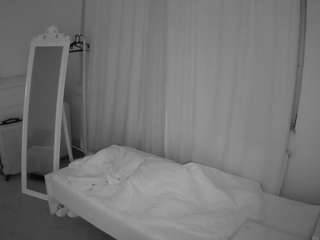 voyeurcam-julmodels-reallife-3