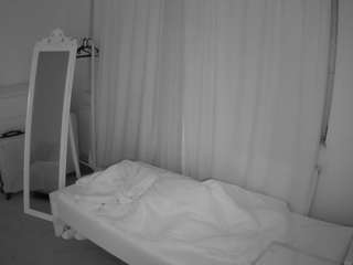 voyeurcam-julmodels-reallife-3