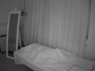 voyeurcam-julmodels-reallife-3