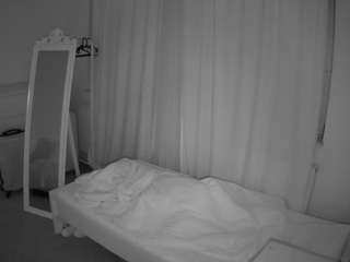 voyeurcam-julmodels-reallife-3