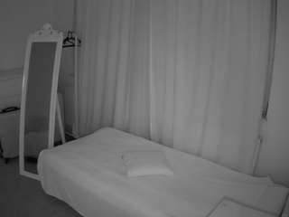 voyeurcam-julmodels-reallife-3