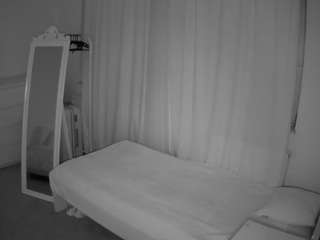 voyeurcam-julmodels-reallife-3